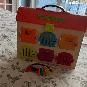 Kids Toy Carry Case - Critter Clinic